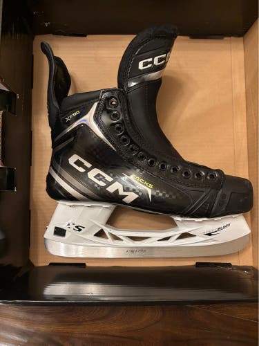 CCM Tacks XF80 hockey skates - size 11.5W