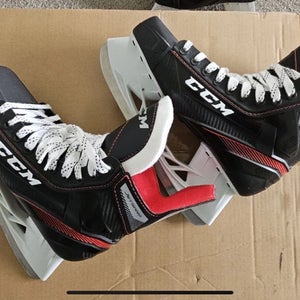 CCM JetSpeed FT455 Hockey Skates Regular Width 9 (Used)