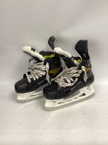 Used Bauer 3S PRO Junior Hockey Skate Junior 01 11851-S000034923