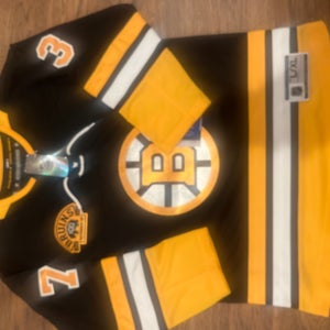 Charlie McAvoy Black Large/Extra Large Kids Unisex Jersey (New)