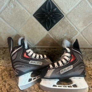 Bauer Vapor X Hockey Skates Regular Width 9 (Used)