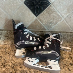 Bauer Hockey Skates Regular Width 7 (Used)