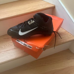 Men's Size M 14.0 (W 15.0) Nike Molded Cleats (New)