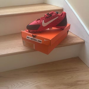 Men's Size M 10.0 (W 11.0) Nike (New)