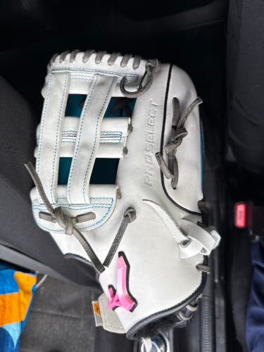 Mizuno RH  Pro select Softball Glove 12.5" (New)
