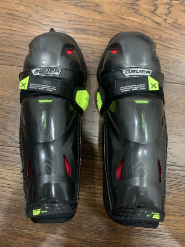 LIKE  NEW Junior Bauer Vapor Velocity 11" Shin Pads (Used)................