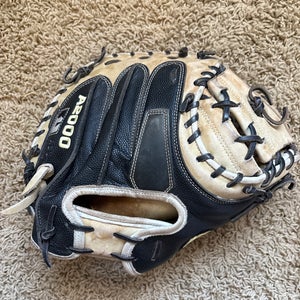 Wilson RH Catcher's A2000 Baseball Glove 33.5" (Used)