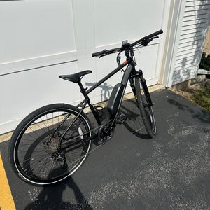 Unisex 2022 Jamis Bike 19" (New)