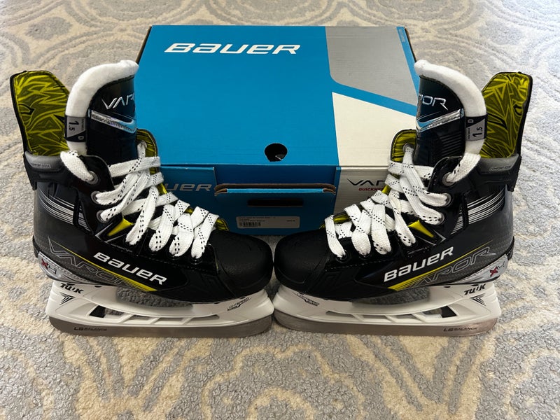 2023 Bauer Vapor X4 Hockey Skates Regular Width Junior Size 1.5 (New)