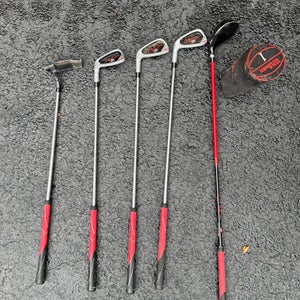 Wilson Left Hand Clubs (Full Set) 5 Pieces (Used)
