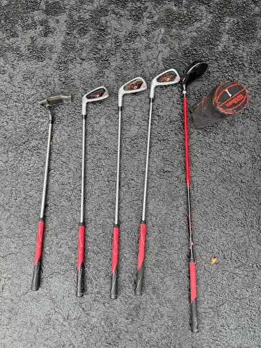 Wilson Left Hand Clubs (Full Set) 5 Pieces (Used)