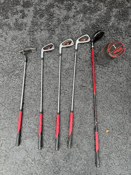 Wilson Left Hand Clubs (Full Set) 5 Pieces (Used)