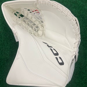 White Intermediate CCM Extreme Flex E6.9 Goalie Glove Regular (New)