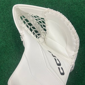 White Senior CCM Extreme Flex E6.9 Goalie Glove Regular (New)