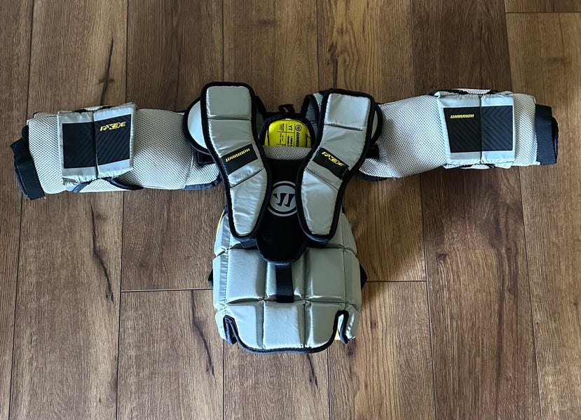 Large/Extra Large  Warrior Goalie Chest Protector (Used)