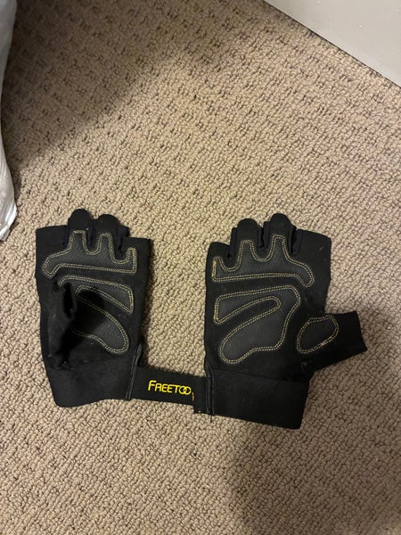 Freet Weightlifting Gloves (Size M)