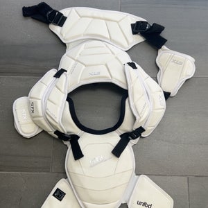 Youth Medium/Large STX Shadow Shoulder Pads (New)