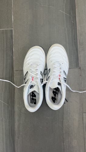 White Men's Youth Size M 9.0 (W 10.0) New Balance MX99 Shoes (New)