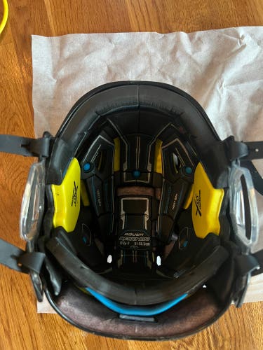Bauer RE-AKT hockey helmet black