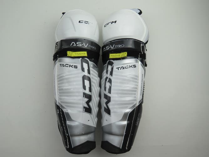 CCM Tacks AS-V PRO NHL Pro Stock Hockey Protective Shin Pads Senior 17"