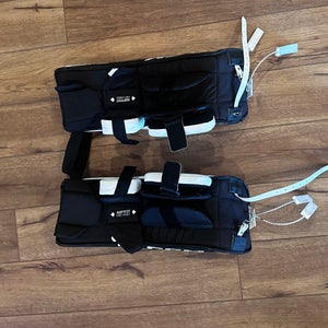 26"  CCM YTFLEX 3 Goalie Leg Pads (Used)