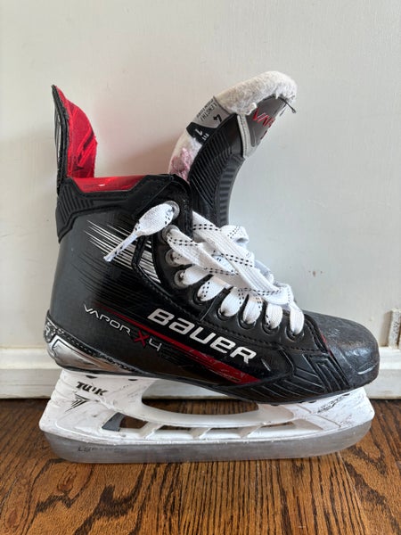 2024 Bauer Vapor X Hockey Skates Regular Width Size 4 (Used)