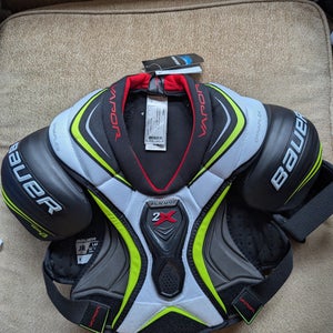 Large Junior Bauer Vapor 2X Shoulder Pads (New)