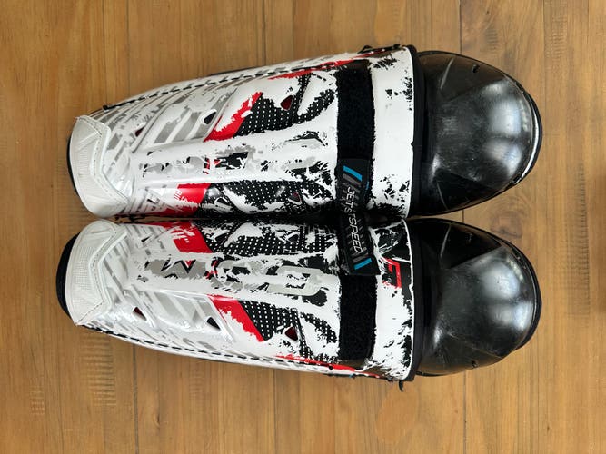 Youth CCM JetSpeed FT1 11 Shin Pads (Used)