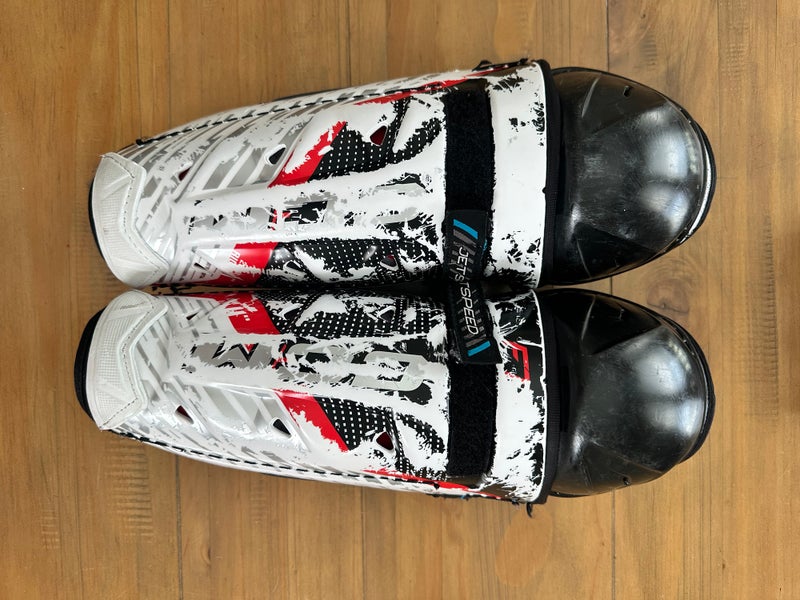 Youth CCM JetSpeed FT1 11 Shin Pads (Used)