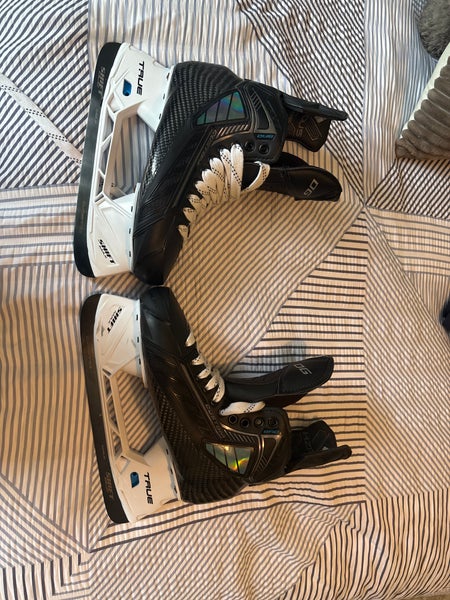 2024 True Pro Custom Hockey Skates Regular Width  Pro Stock 7 (New)