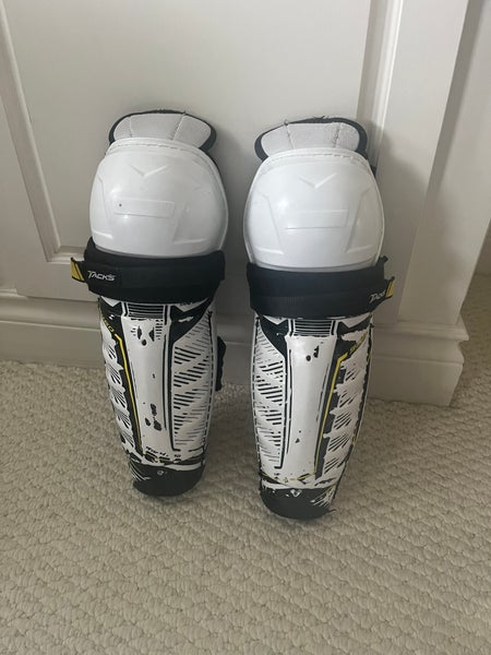Junior CCM Tacks 9060 12" Shin Pads (Used)