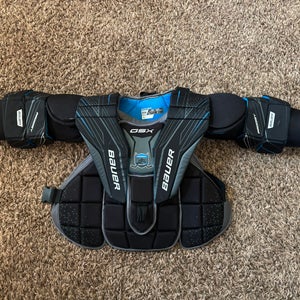 Large/Extra Large  Bauer GSX Goalie Chest Protector (Used)