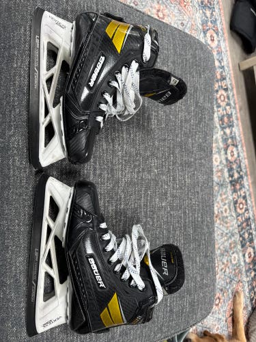 Bauer Supreme UltraSonic Hockey Goalie Skates Regular Width Size 5.5 (Used)