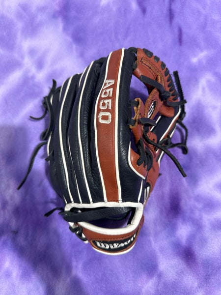 Brown Wilson A550 RH Infield Baseball Glove 11.5" (Used)