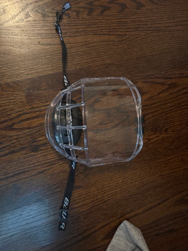 Large Bauer Concept 2 Full Shield (Used)
