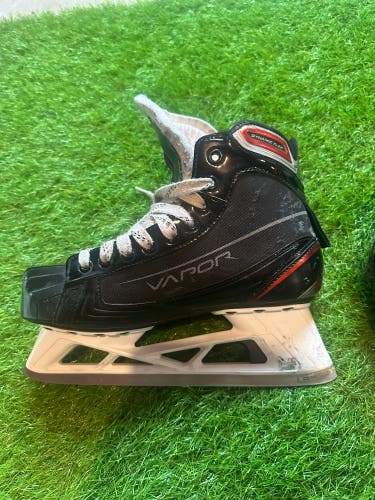 Bauer Vapor X700 Hockey Goalie Skates Extra Wide Width 7 (Used)