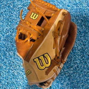 Wilson A2000 1787SC RH Baseball Glove 11.75" (Used)