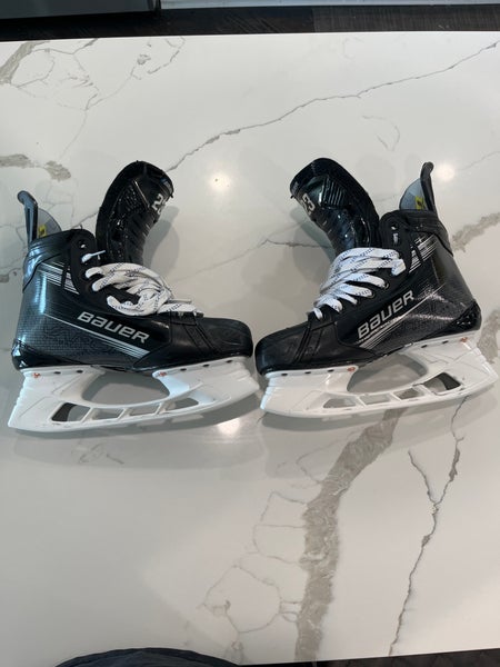 Prostock Bauer Vapor Hyperlite 2 Hockey Skates 9 (Used)
