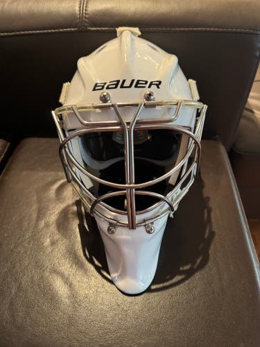 Senior Medium Bauer 960 Goalie Mask Pro Stock (Used)