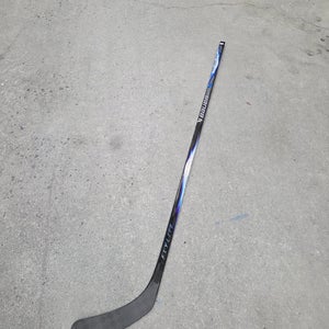 Senior Bauer Vapor FlyLite Right Handed Hockey Stick P92 70 flex (New)