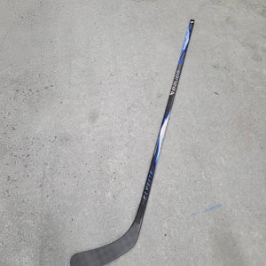 Intermediate Bauer Vapor FlyLite Right Handed Hockey Stick P92 55 flex (New)