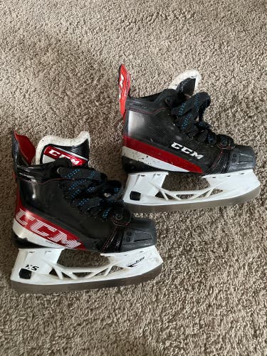 CCM jetspeed ft4 junior size 2 hockey skates