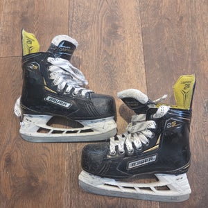 Bauer Supreme 2S Hockey Skates youth 12 (Used)