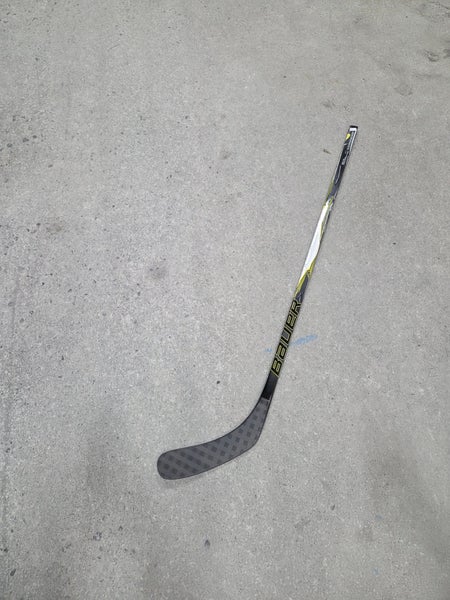 New Youth Bauer Right Hand Vapor Tyke Hockey Stick P92 10 flex