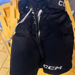 Junior Medium CCM Tacks AS-V Pro Hockey Pants