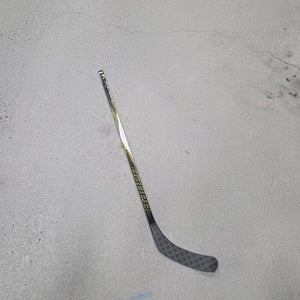 New Youth Bauer Left Hand Vapor Tyke Hockey Stick P28Y 10 flex