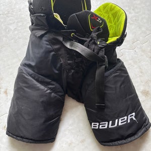 Small Youth Bauer Vapor X2.9 Hockey Pants (Used)