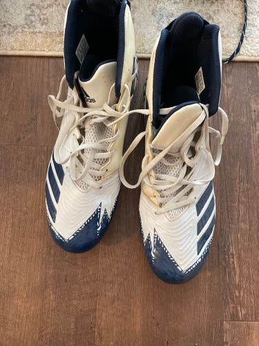 White Men's Size M 10.5 (W 11.5) Adult Adidas Mid Top Molded Cleats (Used)