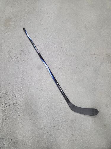 Senior Bauer Vapor FlyLite Left Handed Hockey Stick P28 77 flex (New)