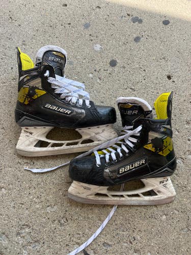 Senior Bauer Supreme 3S Hockey Skates | Size 8 Fit 3
